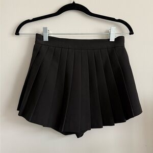 Pushbutton Pleated Skort